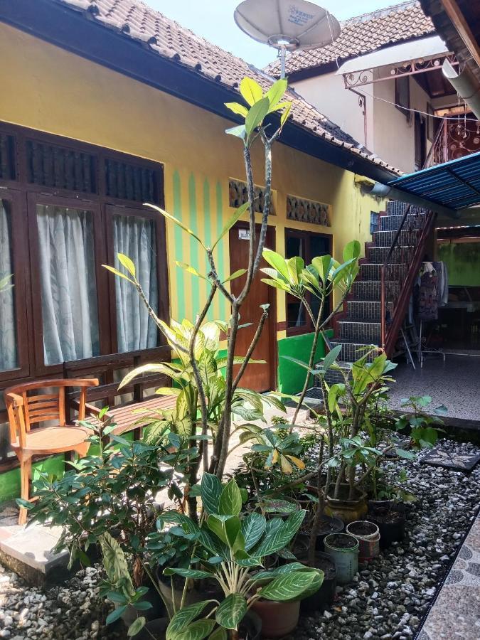 Agung Pring Homestay Batununggul Exterior foto